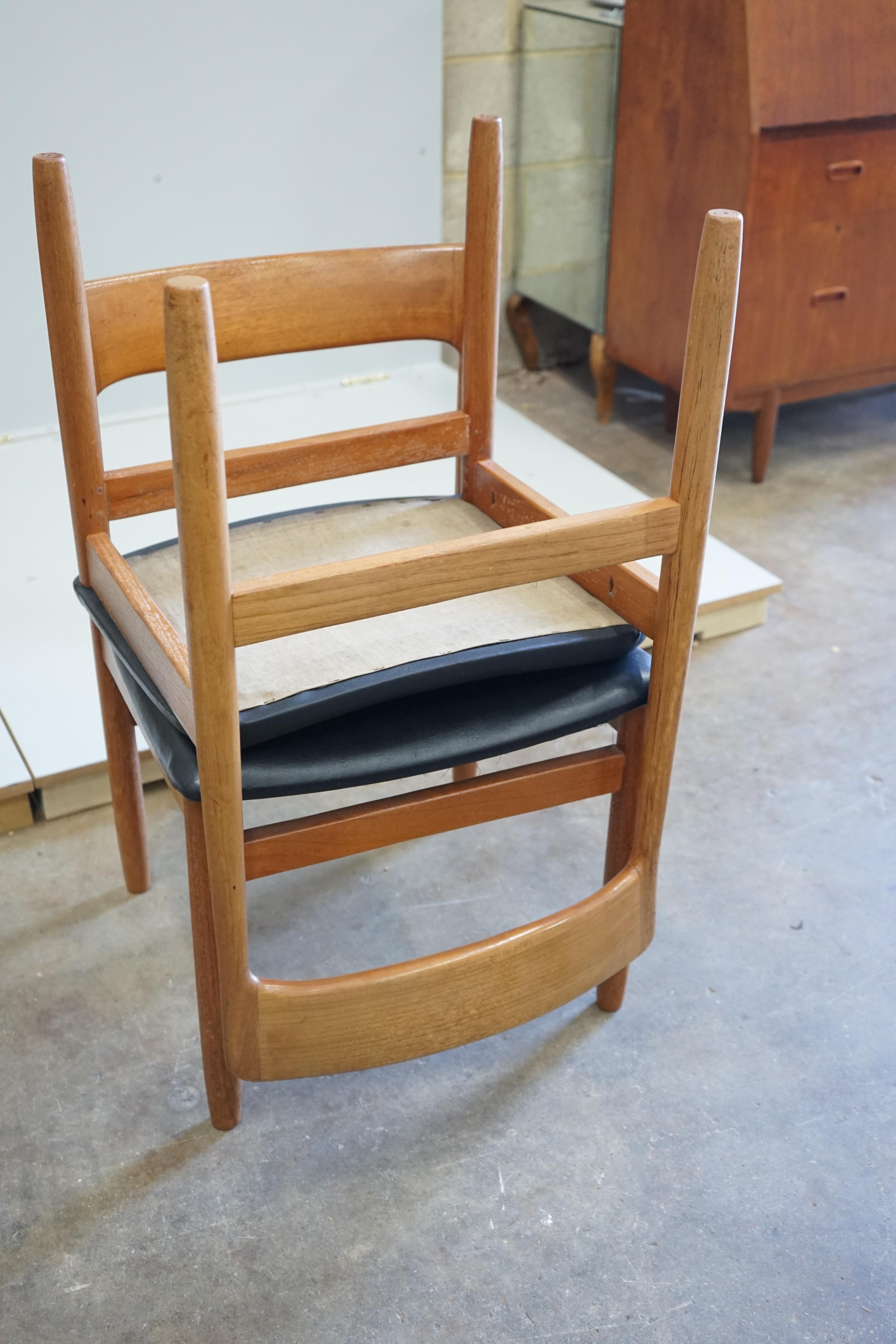 John Herbert for Younger Furniture - A set of eight teak dining chairs, width 49cm, depth 46cm, height 76cm